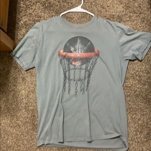 Nike basketball Tee